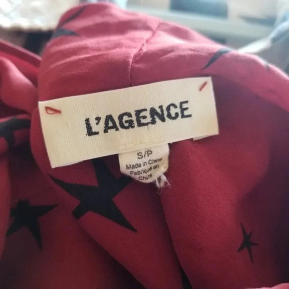 L'AGENCE Mariposa Star-Print  Silk Crossover Blouse S - Picture 9 of 15